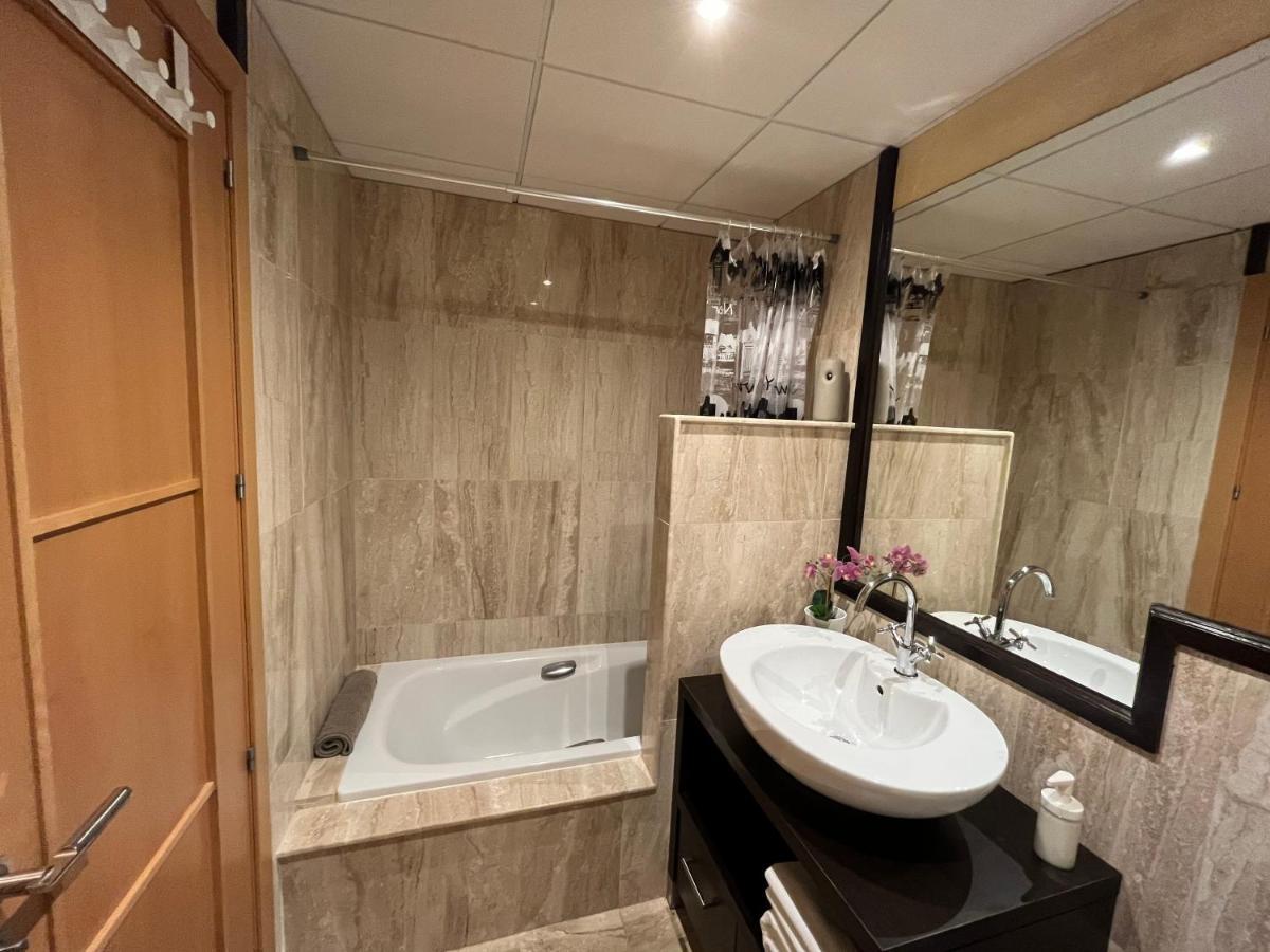 Altos Del Toril 2 Habitaciones Wifi Y Parking Torremolinos Eksteriør billede